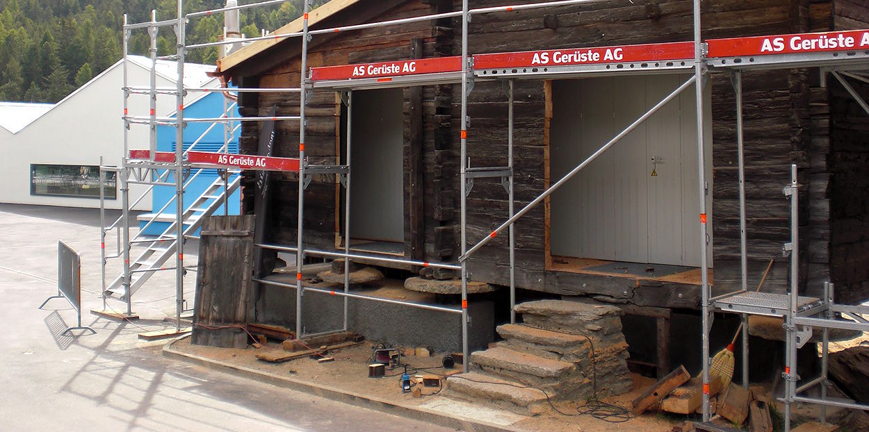 Swisselix_Saas-Fee_construction_de_la_Aqua_Allain